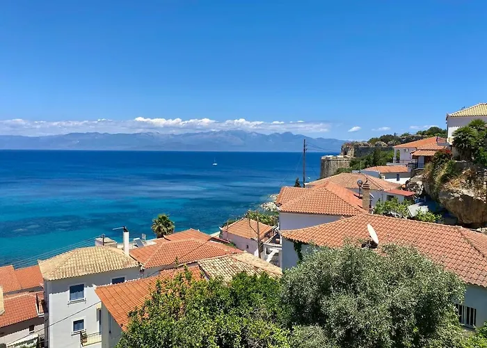 Blu Blu With Castle View Апартаменты *