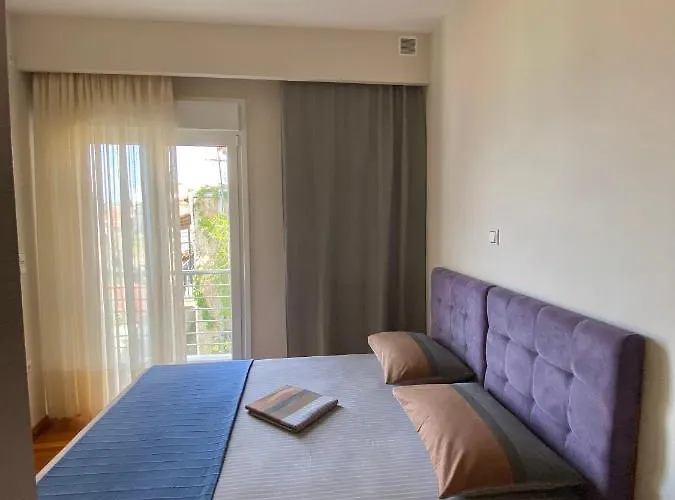 Blu Blu With Castle View *